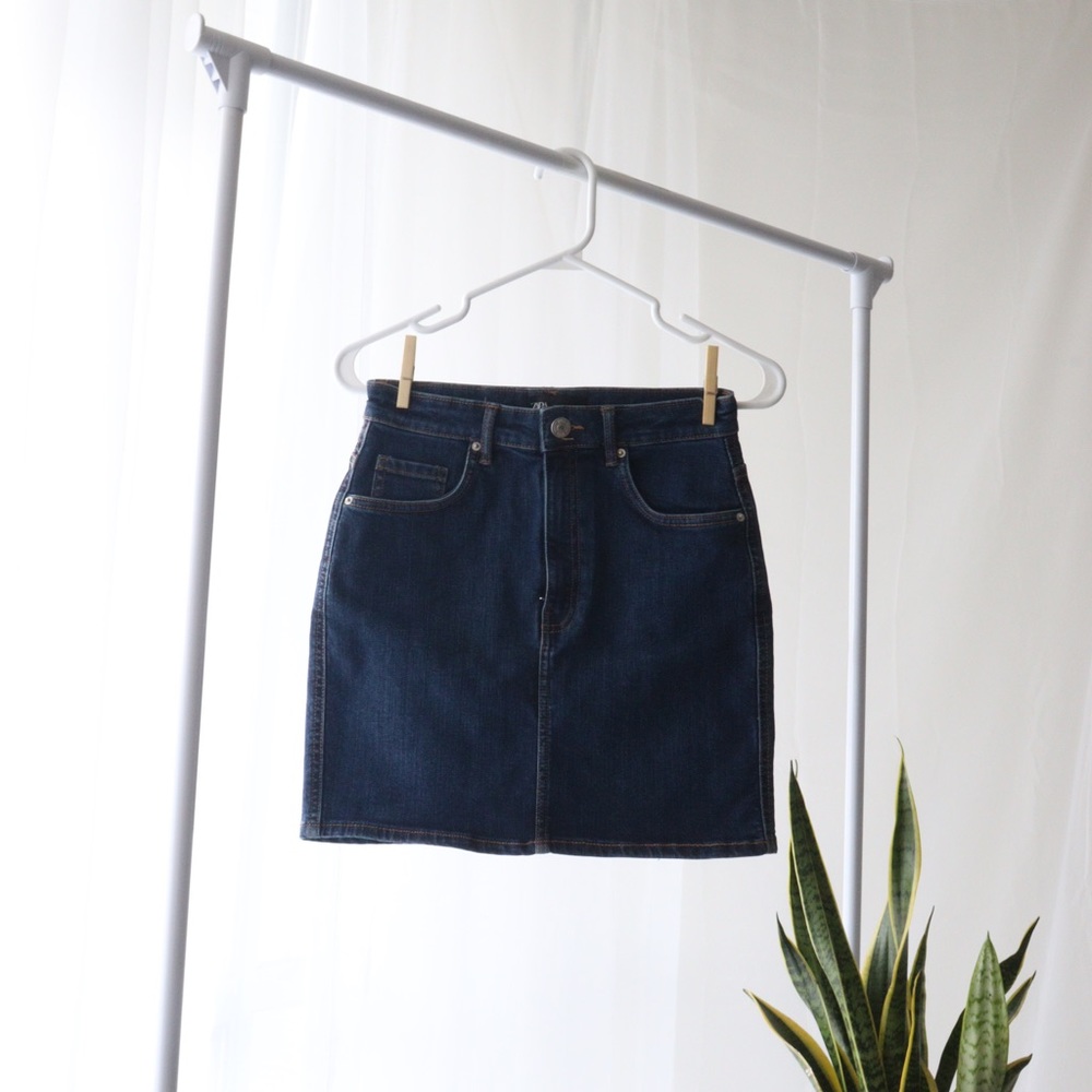 COPY - FITTED 90s DENIM SKIRT